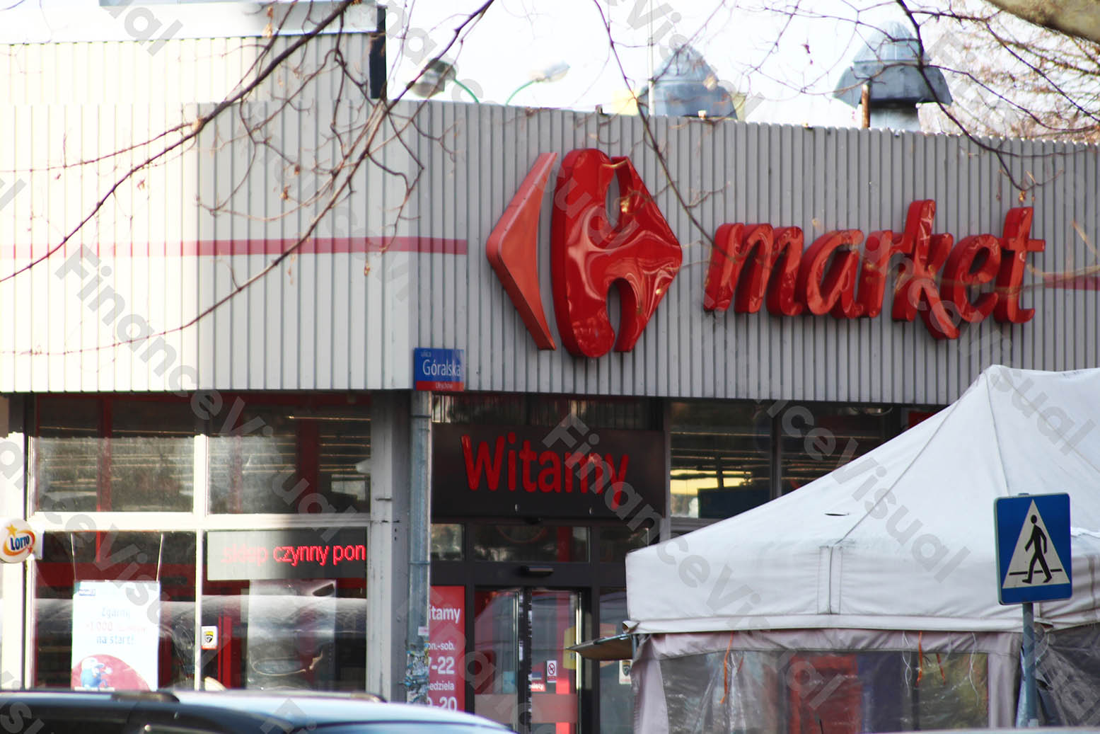 Carrefour Market, handel