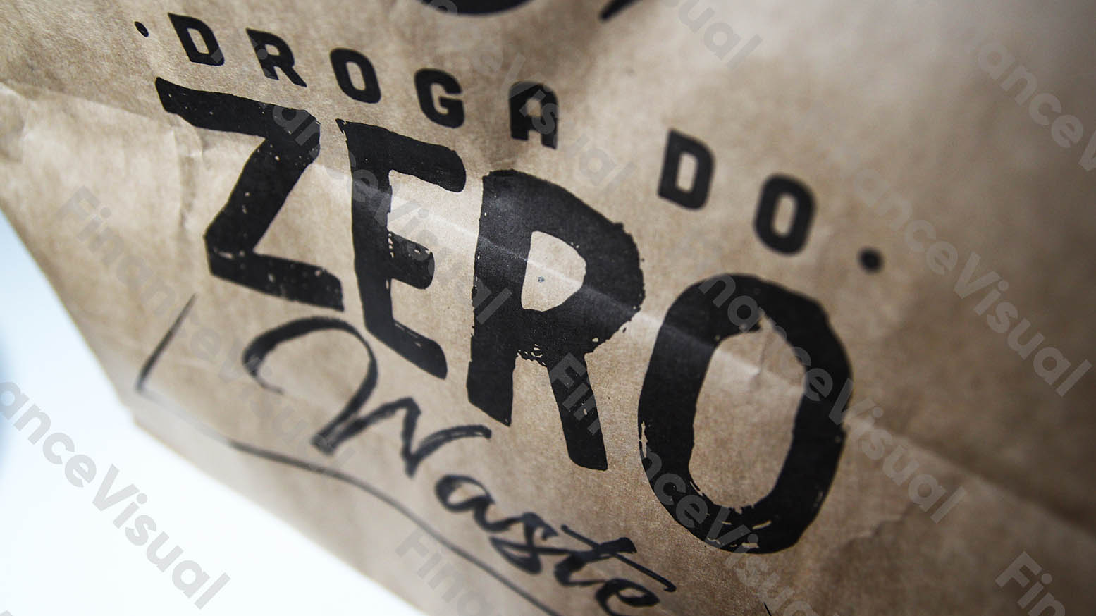 Carrefour logo torba papierowa ekologia Zero Waste