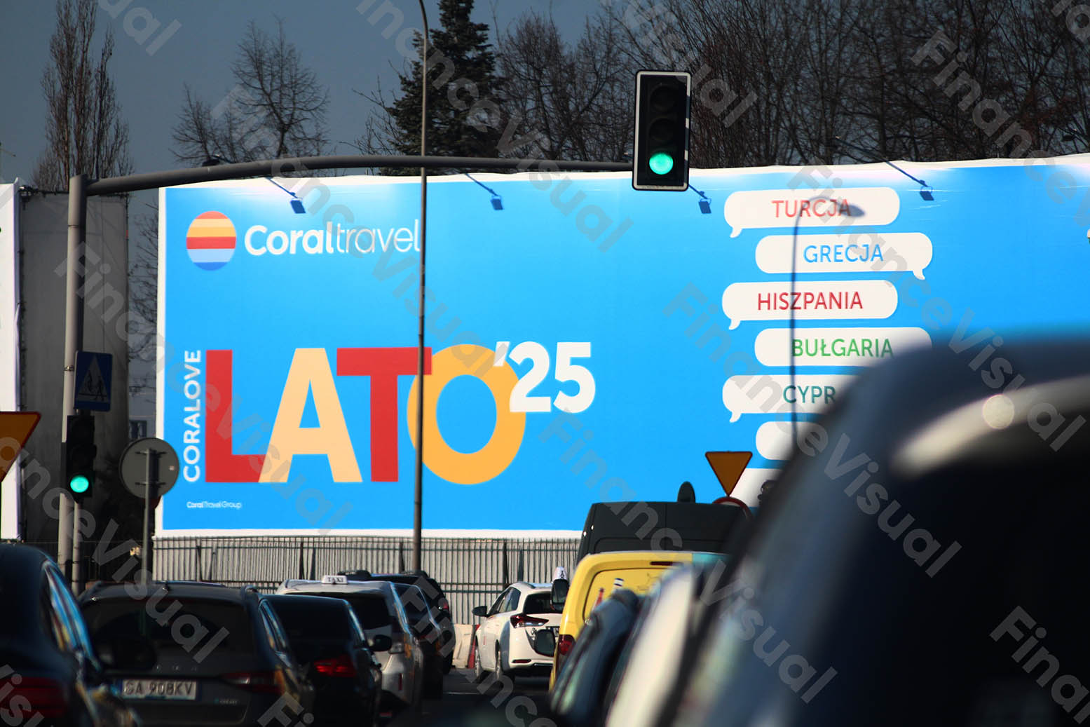 Coral Travel turystyka biuro podróży reklama