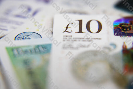 Funt brytyjski GBP 13