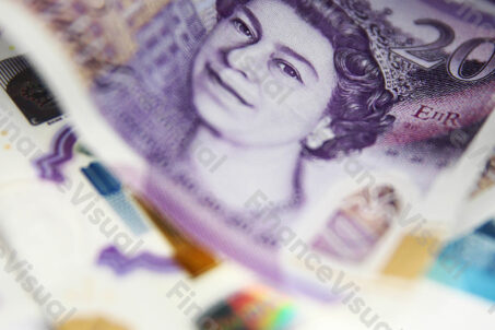 Funt brytyjski GBP 41