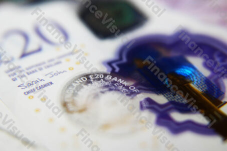 Funt brytyjski GBP 8