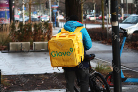 Glovo kurier 1