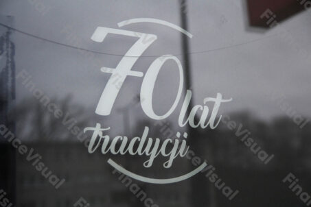 Handel 70 lat tradycji