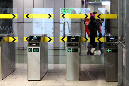 Metro bramki 2
