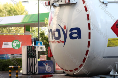Moya stacja benzynowa 16