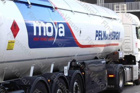 Moya stacja benzynowa 18