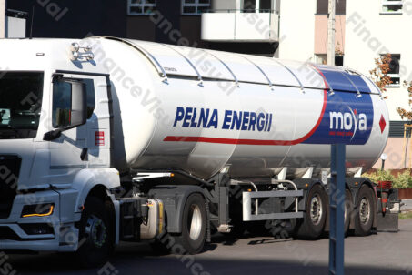 Moya stacja benzynowa 8