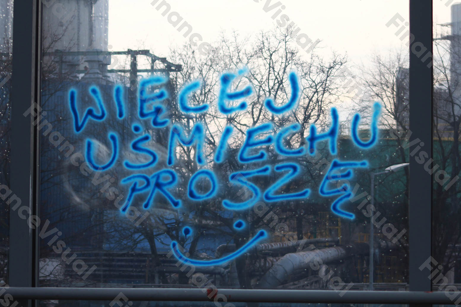 Więcej uśmiechu grafitti