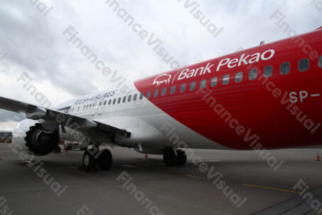 Samolot Bank Pekao LOT 14