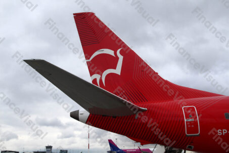 Samolot Bank Pekao LOT 5