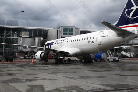 Samolot LOT Lotnisko Okęcie 1