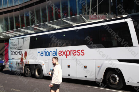 Autokar National Express