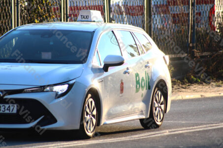 Bolt taxi
