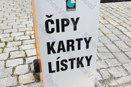 Čipy karty lístky