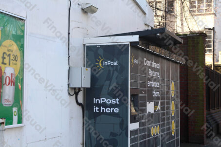 InPost paczkomat Londyn 1