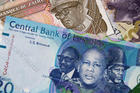 Lesotho waluta bank centralny loti 2