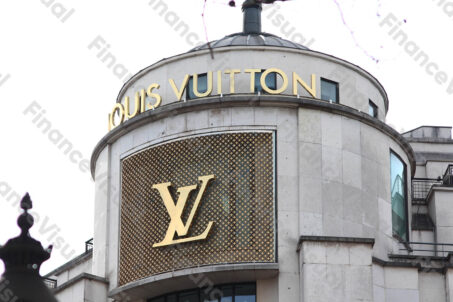 Louis Vuitton Paryż 4
