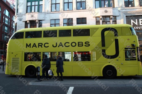 Marc Jacobs autobus
