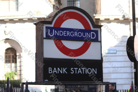 Metro Underground Londyn Bank Station 2