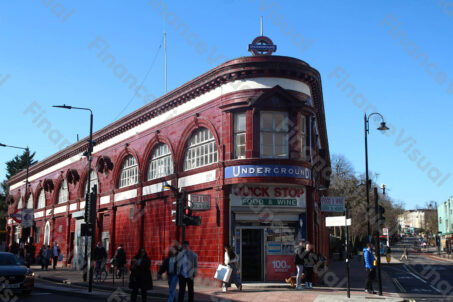 Metro Underground Londyn budynek stacji