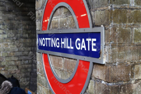 Notthing Hill Gate Metro Underground