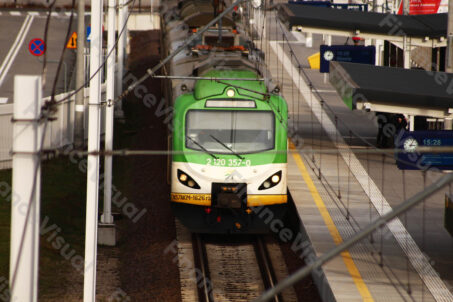 Pociąg peron Warszawa Ochota 1