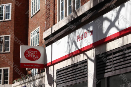 Post Office Londyn 8