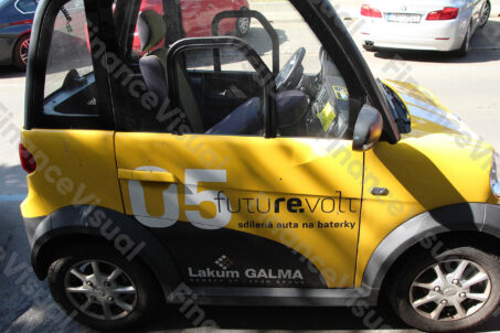 Samochód elektryczny Praga 1