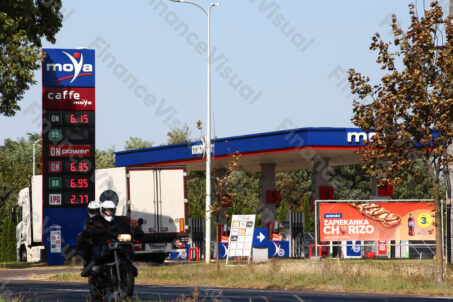 Stacja benzynowa Moya 3