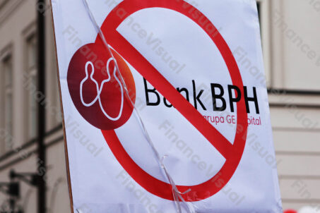 Manifestacja Stop Bankowemu Bezprawiu 82