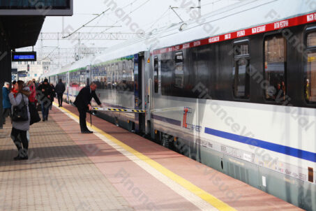 PKP Intercity peron
