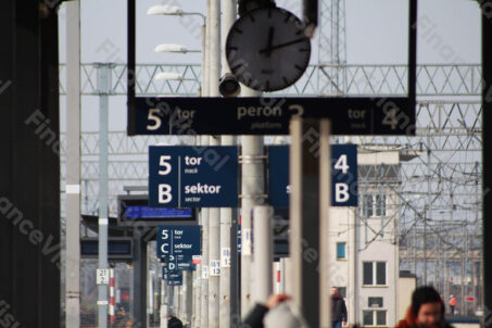 Peron - pasażerowie