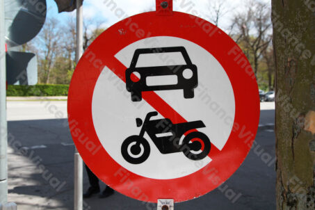 Samochód motocykl - zakaz