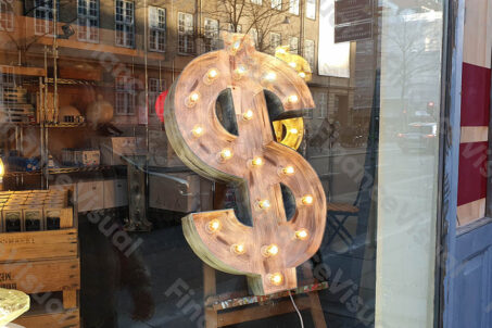 Sklep - witryna dolar