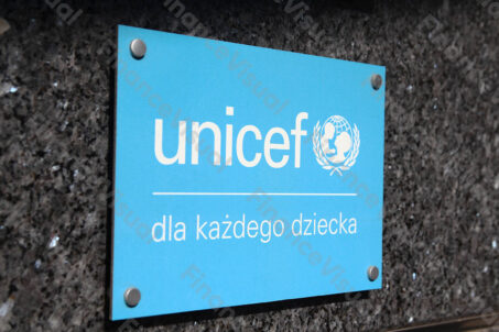 UNICEF szyld