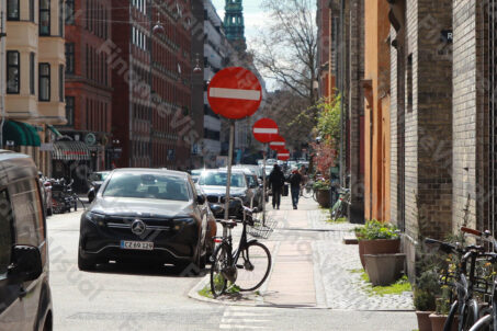 Zakaz ruchu - znak drogowy