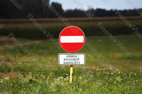 Lotnisko - kołowanie samolotów 1