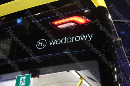 Autobus GZM wodorowy 8