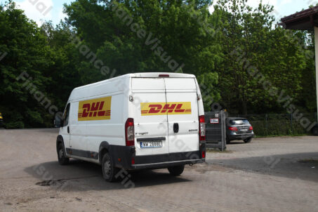 DHL kurier