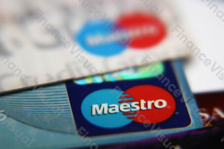 Maestro karta 1