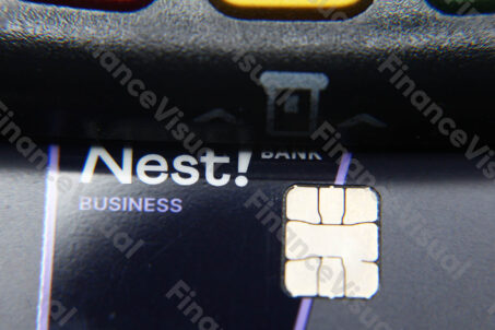 Nest Bank - karta płatnicza 2