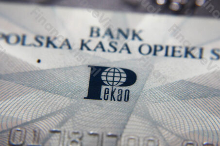 Polska Kasa Opieki karta 1