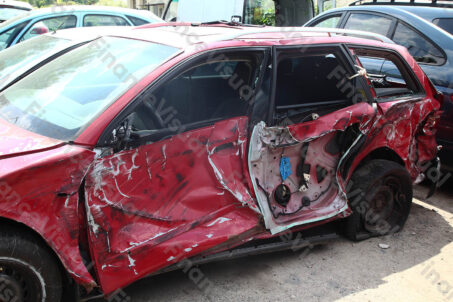 Wrak samochód złom 14