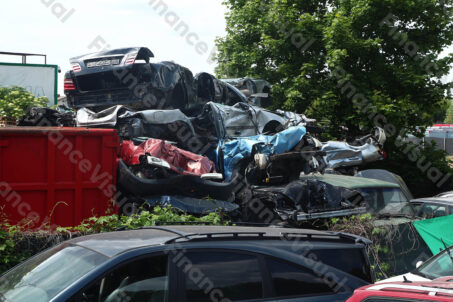 Wrak samochód złom 17