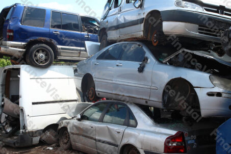 Wrak samochód złom 3