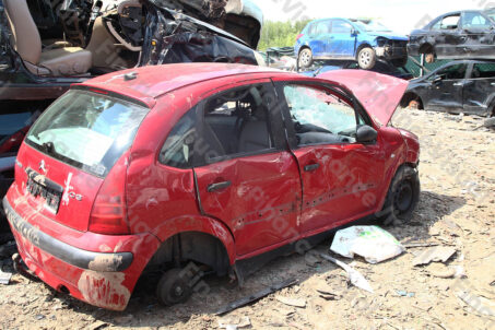 Wraki złomowisko 11