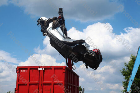 Złom wrak - załadunek 5