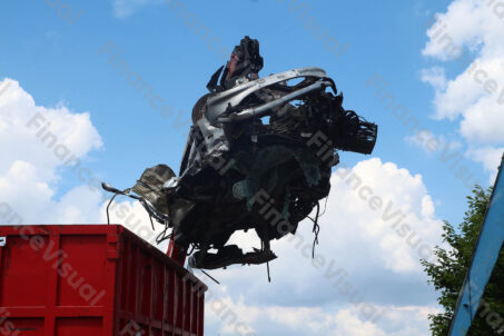 Złom wrak - załadunek 8