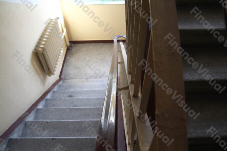 Klatka schodowa 10